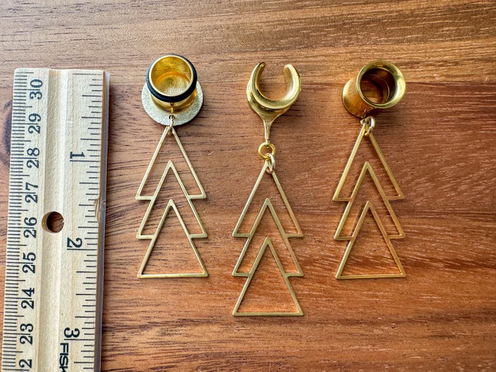 3-Tier Gold Arrow Dangles