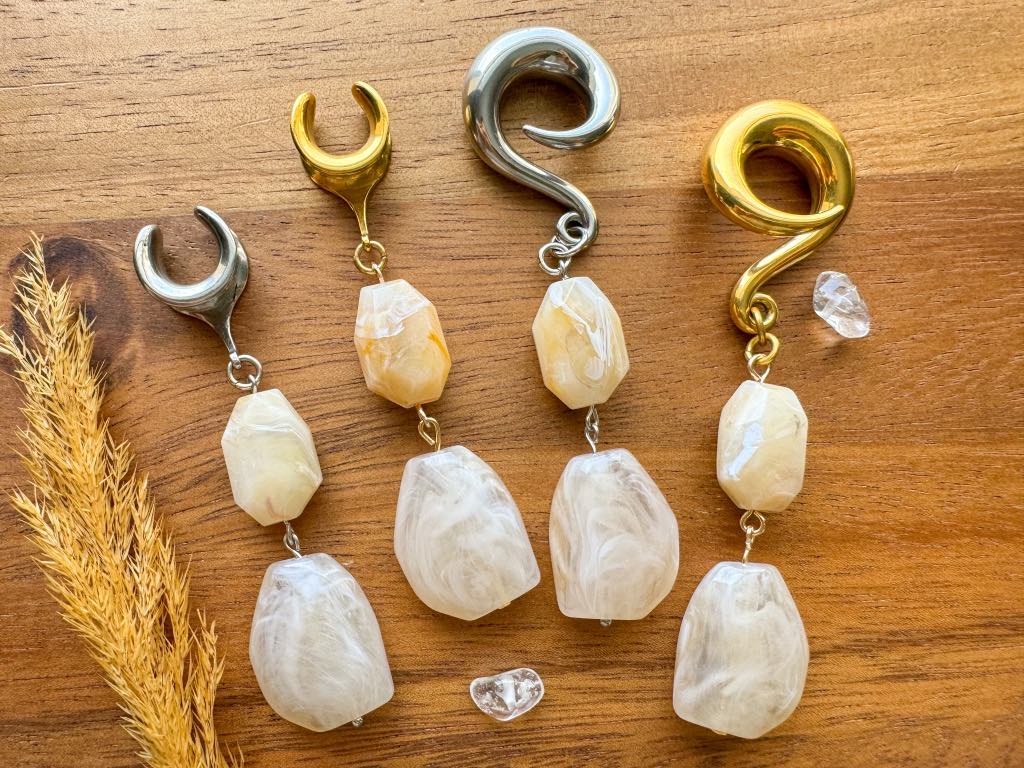 Acrylic Beige Faux Stones