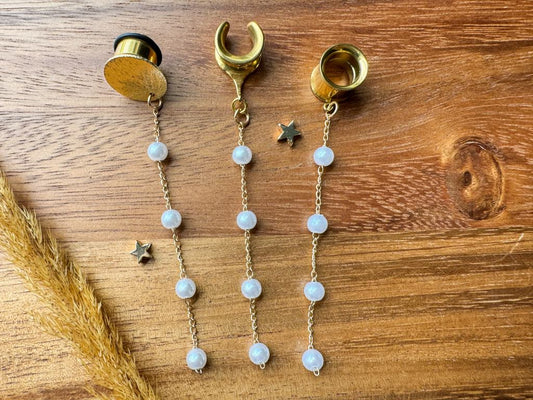 Delicate Golden Pearl Strands Plug Earrings
