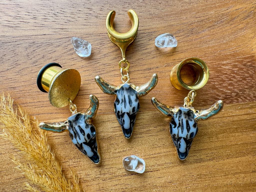 Gold & Resin Western Skulls
