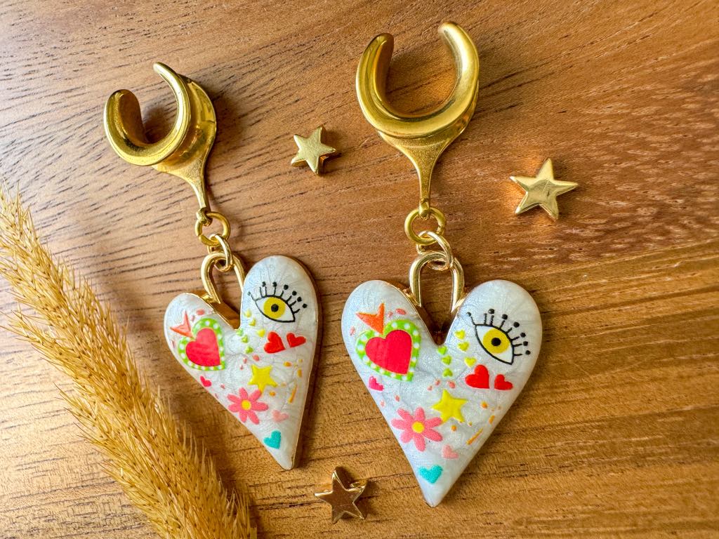Gold & White Doodle Hearts