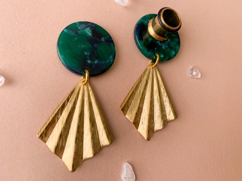 Green Acetate Disc With Gold Fan Dangle