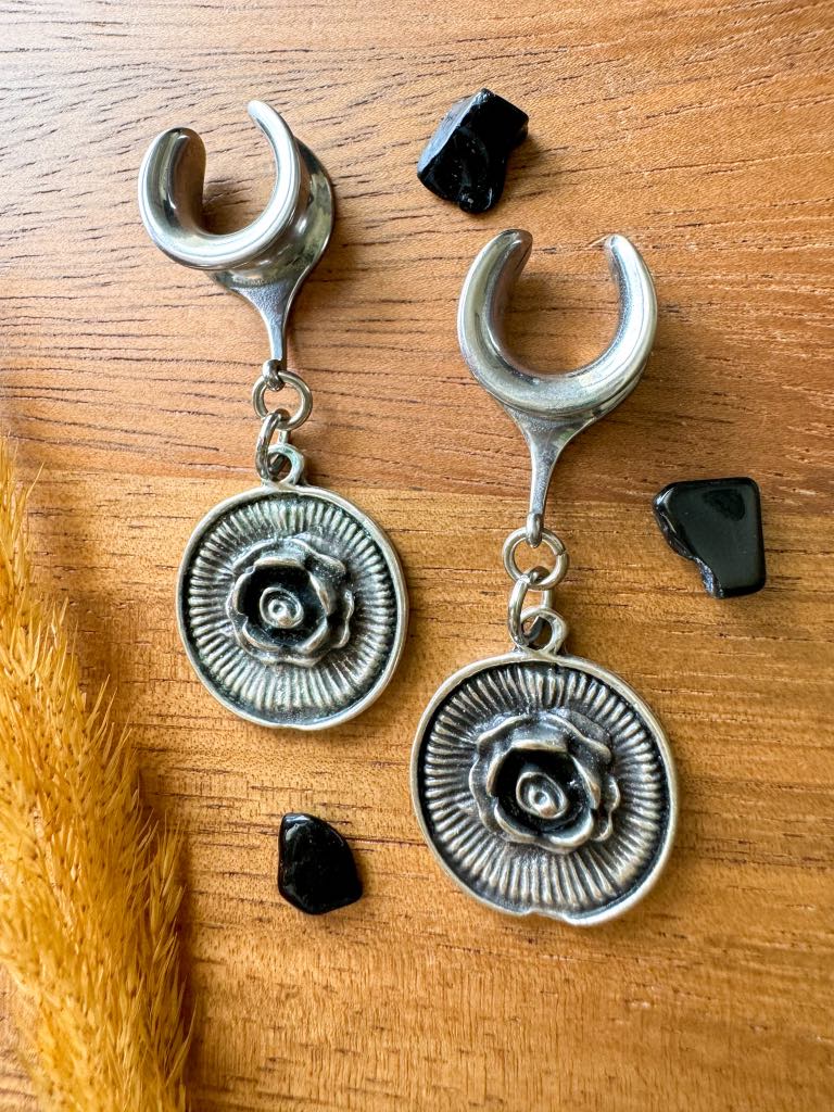 Rose Medallion Dangles Plug Earrings