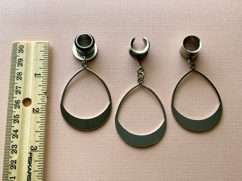 18k White Gold Tear Hoops