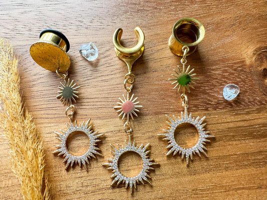 18k Dazzling Double Suns Plug Earrings