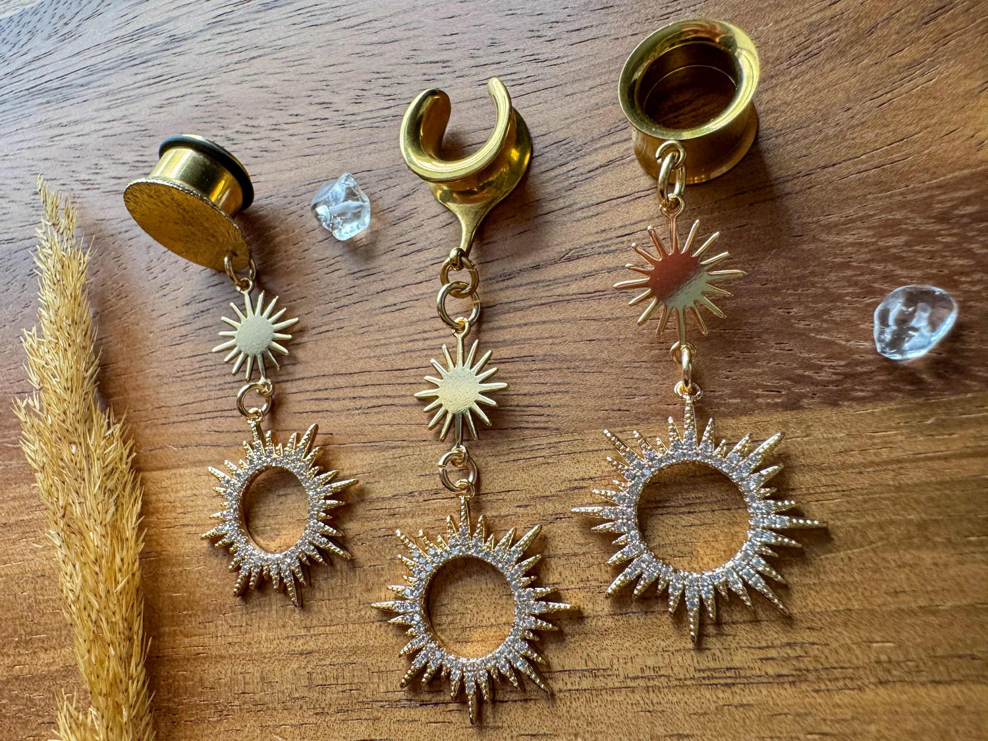 18k Dazzling Double Suns Plug Earrings