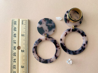 Beige & Black Tortoiseshell Hoops