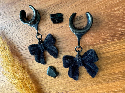 Black Velvet Bows