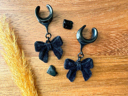 Black Velvet Bows