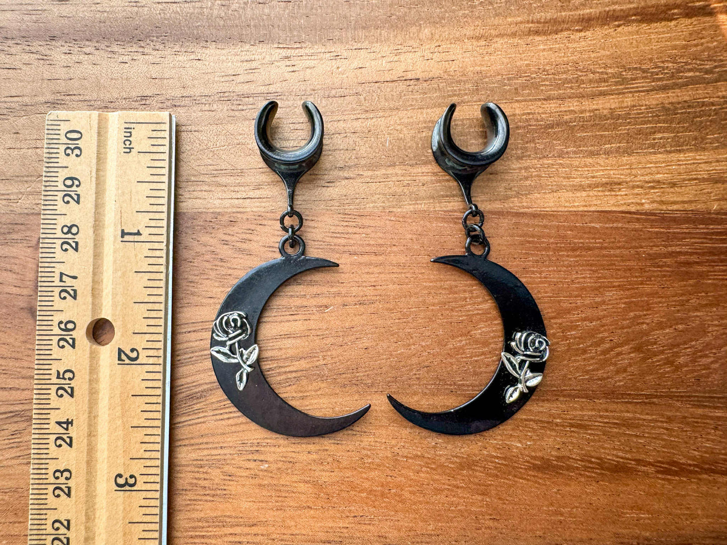 Black Crescent Moons