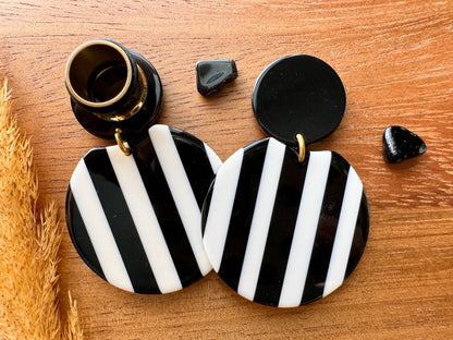 Black & White Striped Round Dangles Plug Earrings