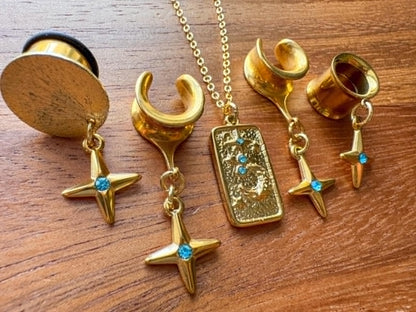 Gold Star Plugs With Matching Necklace