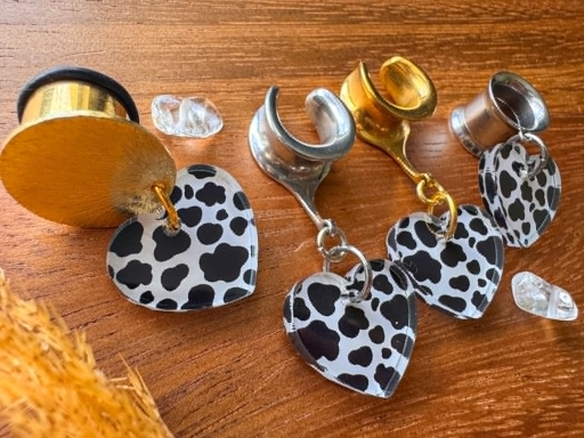 Mini Acrylic Cow Printed Hearts Plug Earrings