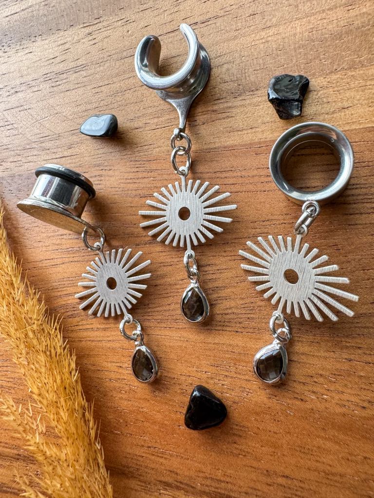 Silver Radiant Eyes and Gemstone Dangles Plug Earrings