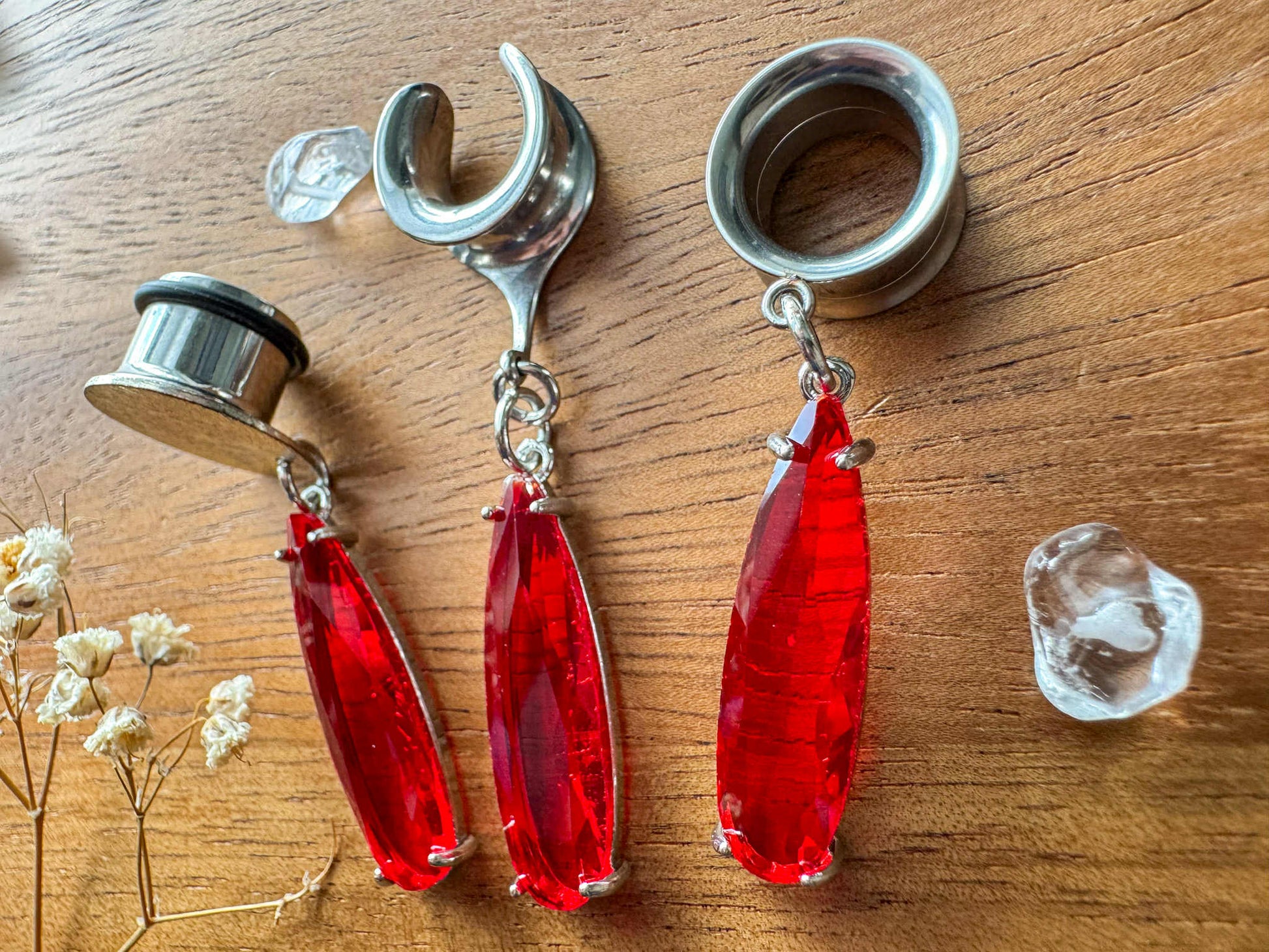 Silver & Red Elegant Tears Plug Earrings