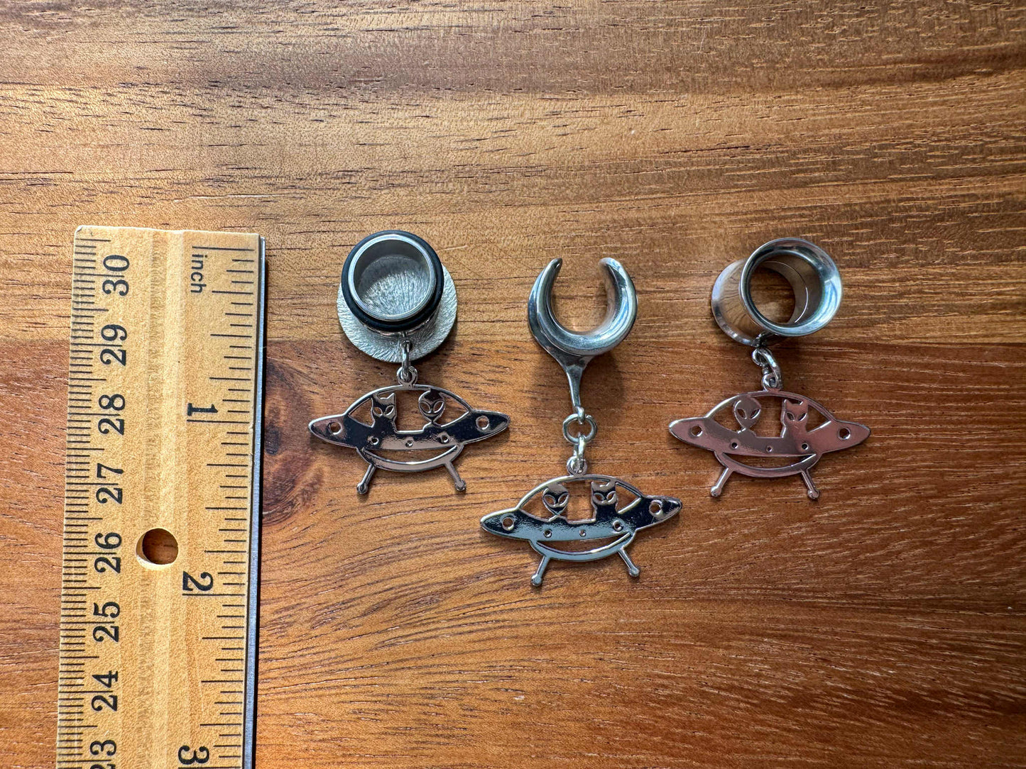 Small Cat & Alien UFOs