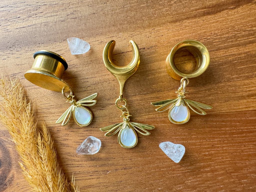 Small Dainty Gold Bees