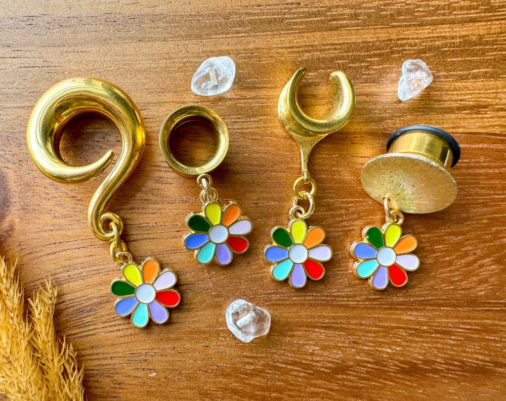 Small Rainbow Daisies