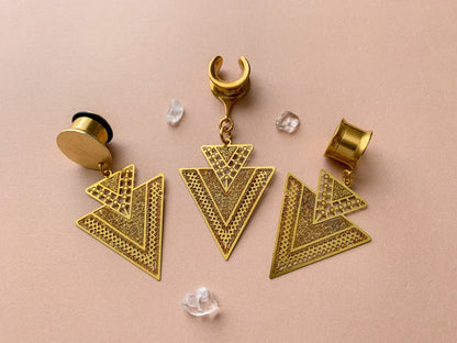 Double Triangle w/ Intricate Cutout Design Plug Earrings
