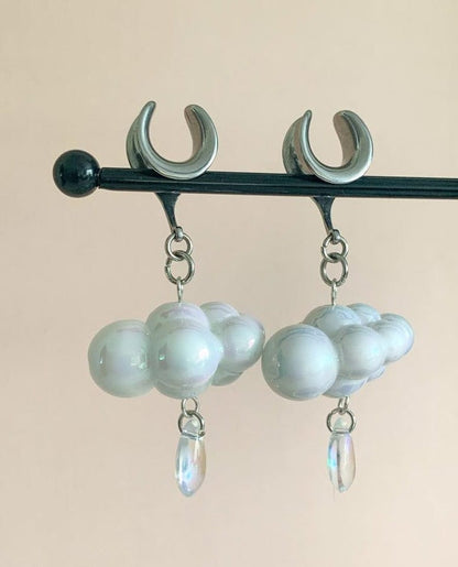 White & Silver Iridescent Rainclouds